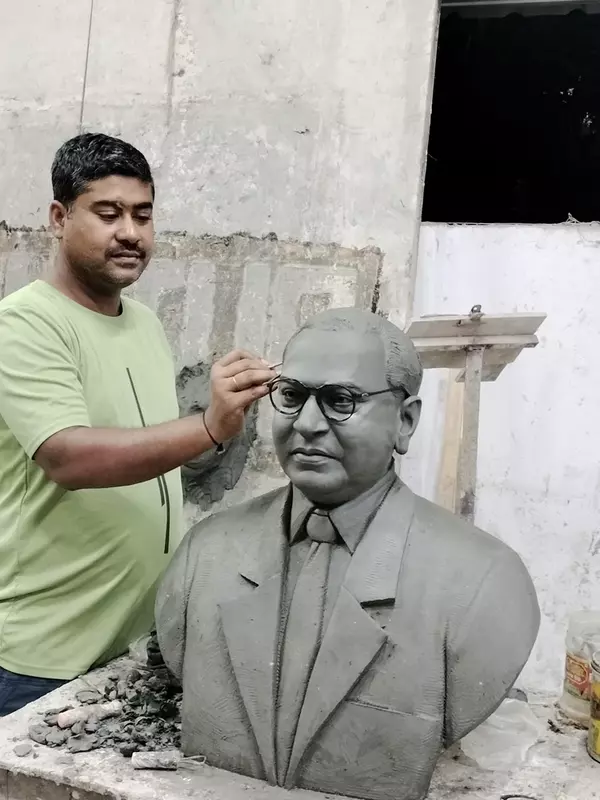 BIMRAO RAMJI AMBEDKAR FIBRE STATUE