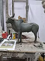 FIBRE BAIL STATUE